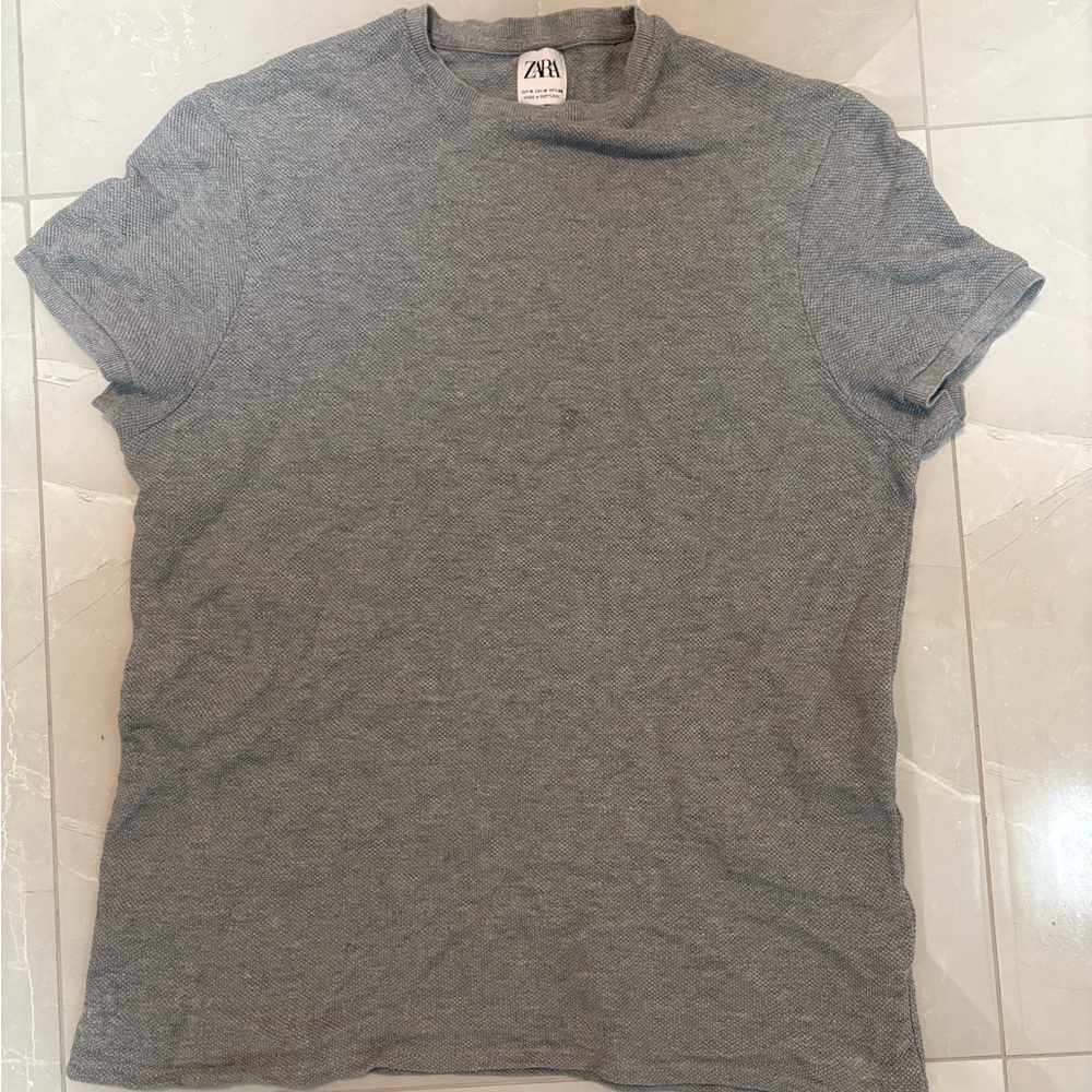 ZARA Men’s Heather Gray Short-Sleeve Crewneck Tee